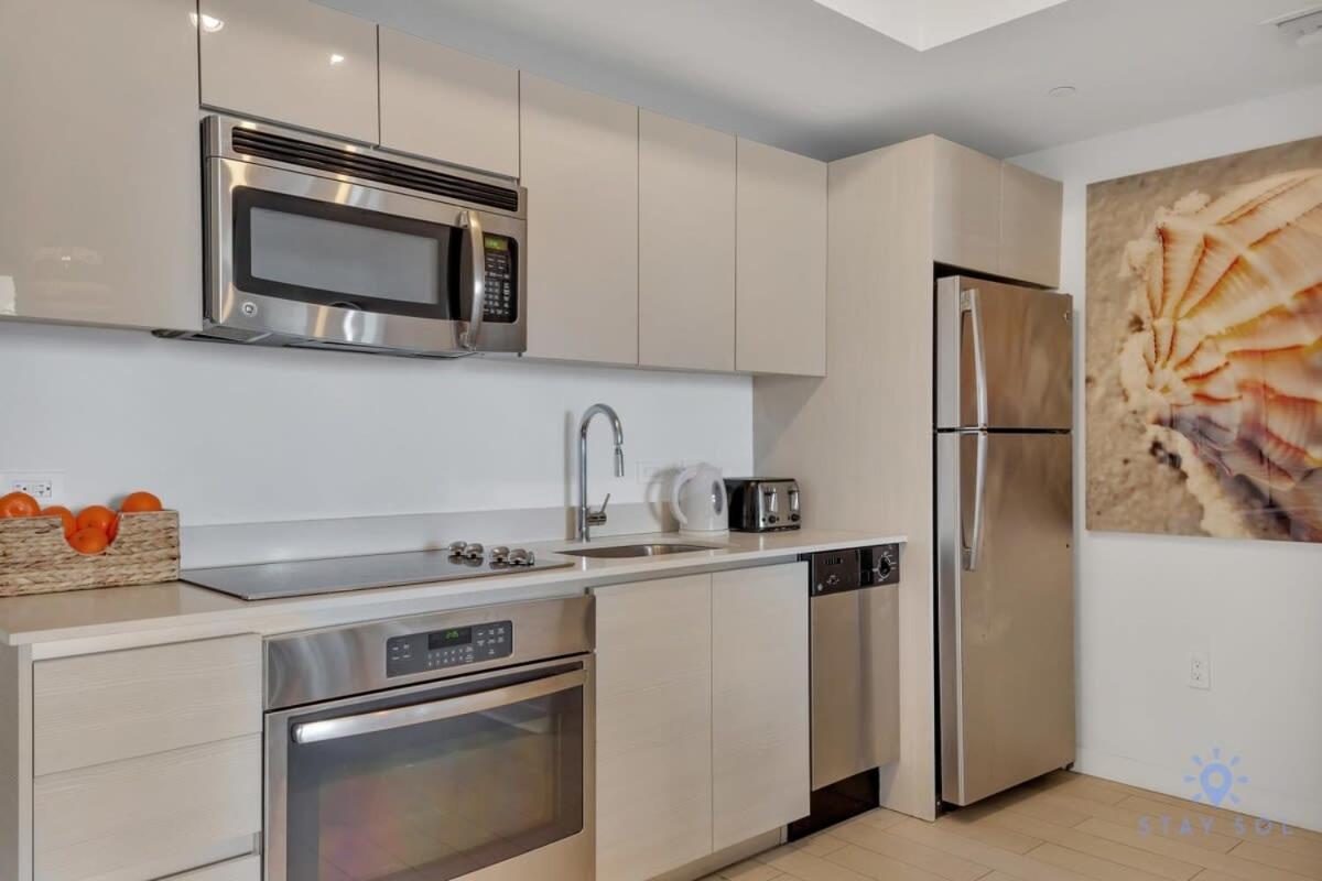 Infinite Views, Amazing Pool, Gym, Near Beach Plaja Hallandale Exterior foto