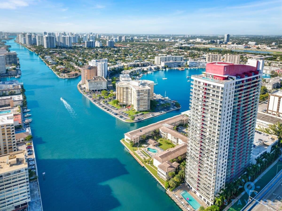 Infinite Views, Amazing Pool, Gym, Near Beach Plaja Hallandale Exterior foto