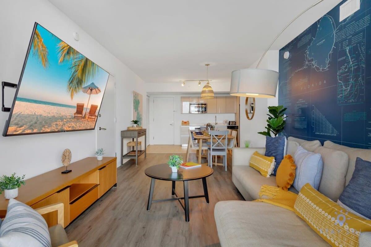 Infinite Views, Amazing Pool, Gym, Near Beach Plaja Hallandale Exterior foto