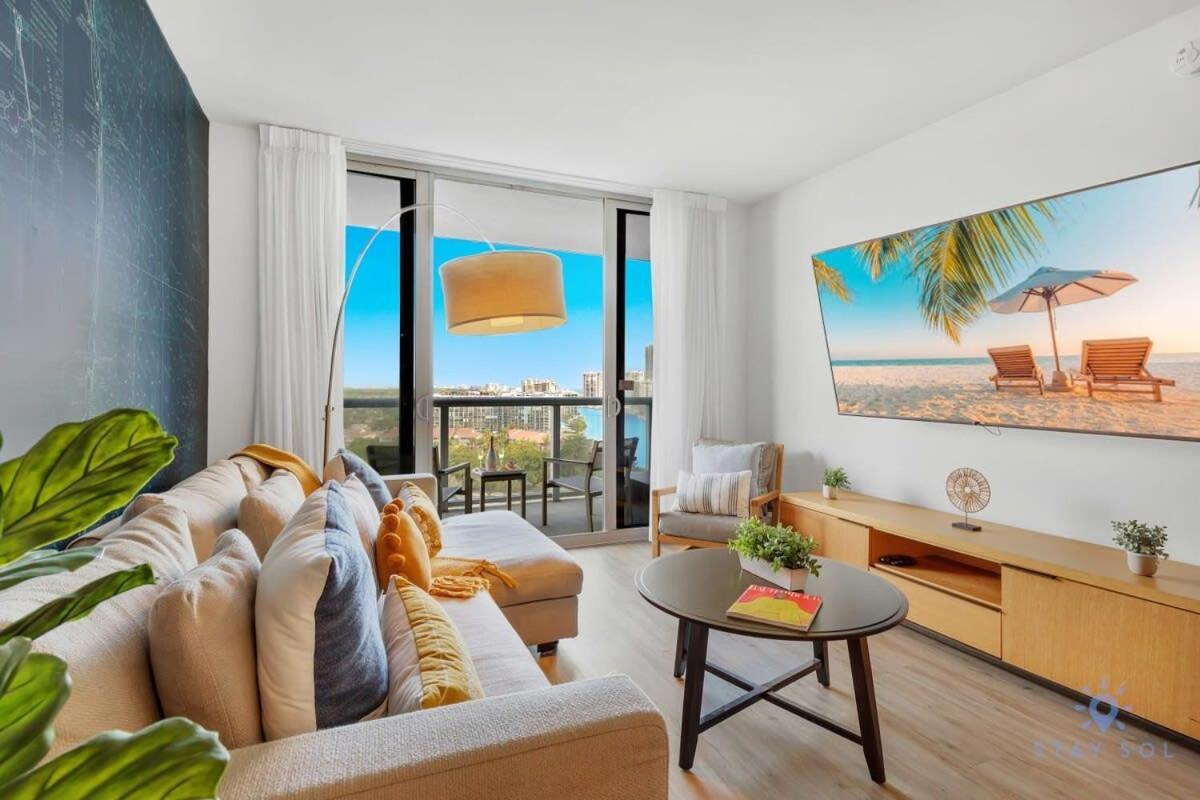 Infinite Views, Amazing Pool, Gym, Near Beach Plaja Hallandale Exterior foto
