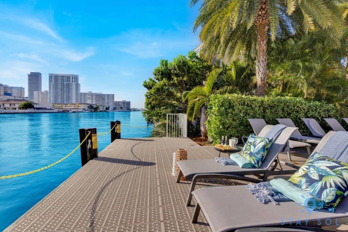 Infinite Views, Amazing Pool, Gym, Near Beach Plaja Hallandale Exterior foto